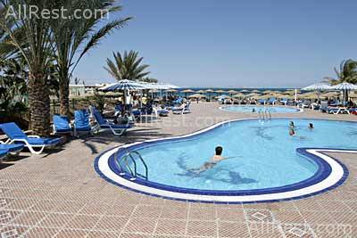 Triton Empire Beach Resort 4
